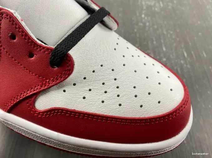 Reps LUCY 705329-600 Jordan Air Retro 1 Chicago Low 0528